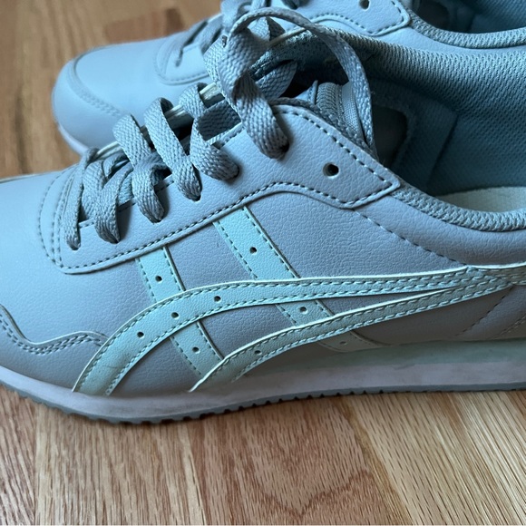 ASICS Tiger Runner Women Sneaker - Picture 5 of 9